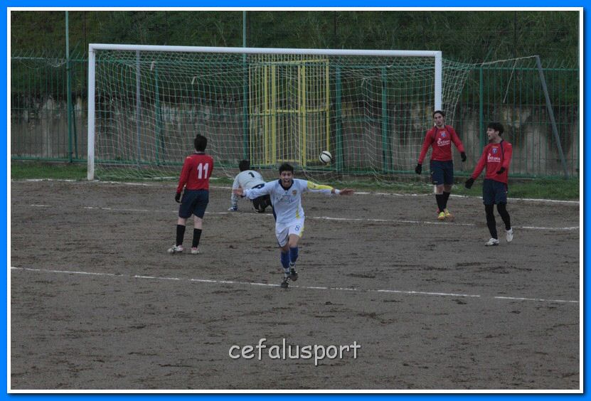 130126 Equipe 142_tn.jpg